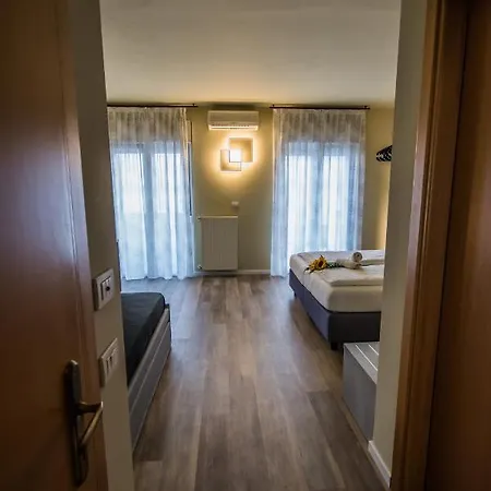 Szálloda Eden Torri del Benaco