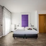 Eden Hotell 3*