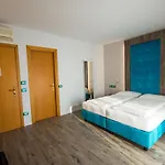 Eden Hotel