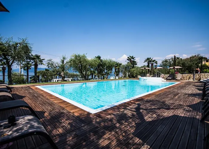 Eden Hotel