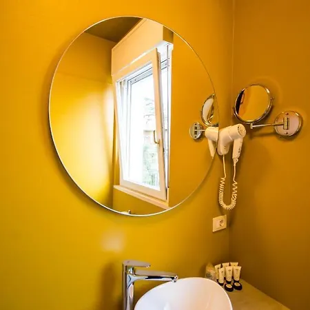 Eden Hotel 3*