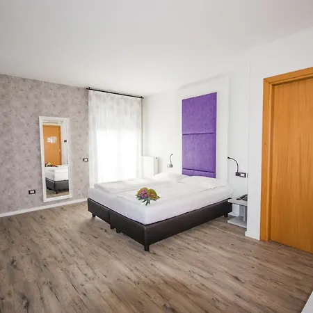 Eden Hotel