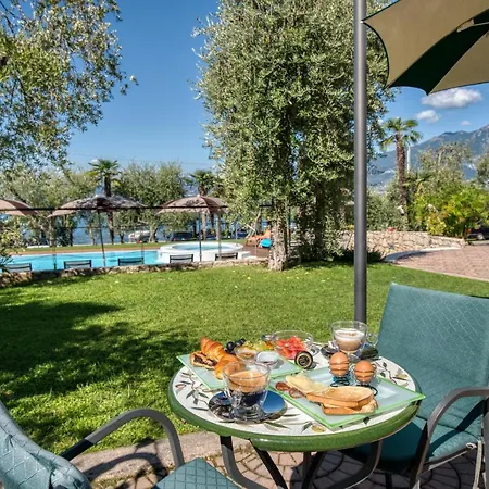 Eden Hotel Torri Del Benaco