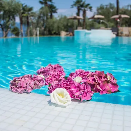 Eden 3* Torri Del Benaco