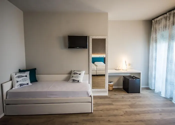 Eden 3* Torri del Benaco