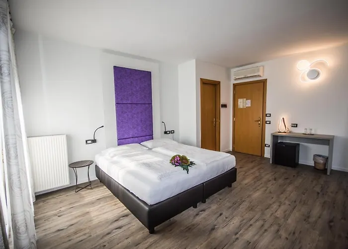 Hotel Eden