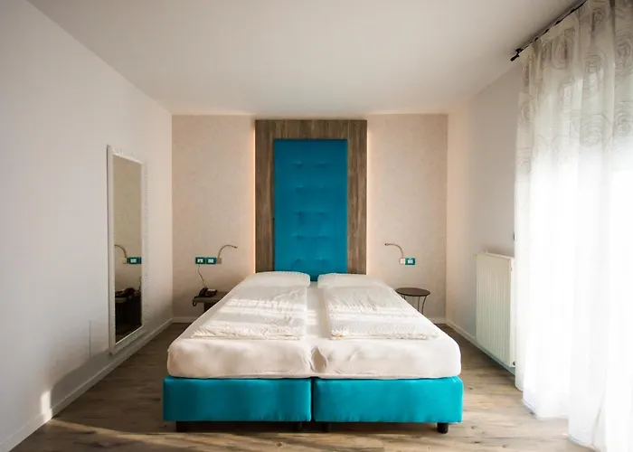 Eden Hotel Torri Del Benaco